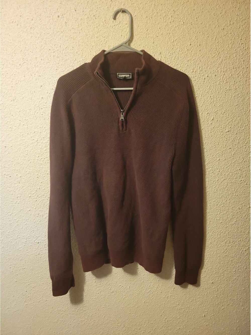 Express Pullover Sweater Ribbed quarter zip Size Large Burgundy